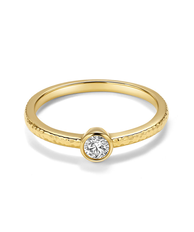 GJ Classic Hammered Band Ring with Bezel-Set Lab Diamond 14k yellow gold